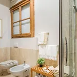 Garden Vista Charming 2 Bedrooms 2 Bathrooms